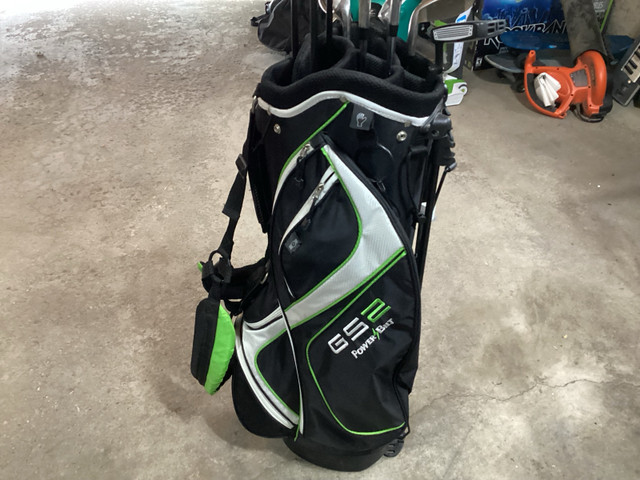 G52 PowerBilt Golf Clubs and Bag - RH - 4 Pictures  in Golf in Calgary - Image 3