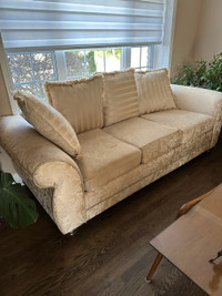 3 seats sofa for sale