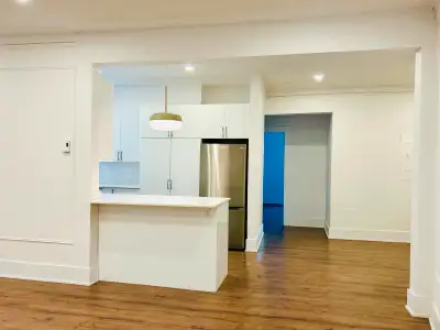 *1 Free Month** Condo style 2 bed/Pet Friendly/Villa Maria Metro