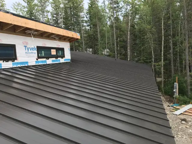 Professional Roofing Services – Free Estimates! in Roofing in Calgary - Image 3