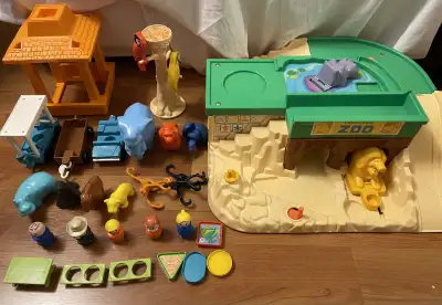 Vintage 1984 Fisher Price Little People #916 ZOO, View more