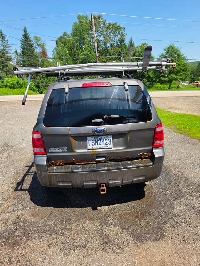 Ford Escape 2012 XLT — photo 4