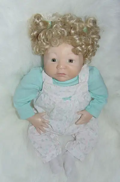 Newborn Doll Paulette