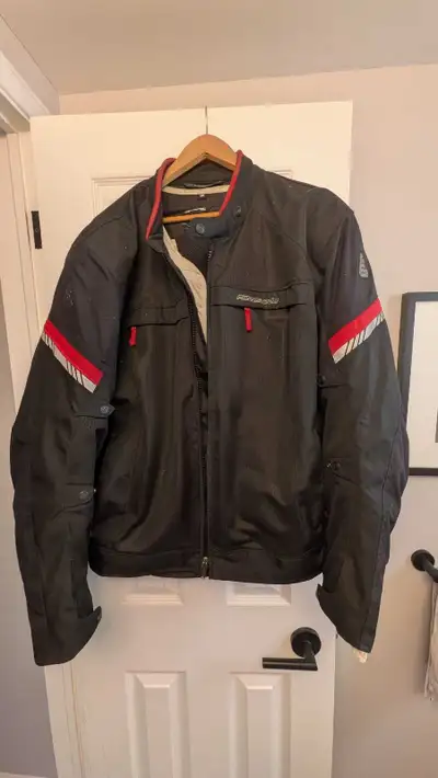 FIELDSHEER motorcycle jacket with armour. 2XL Asking $150 obo Pick up Kanata Bridlewood