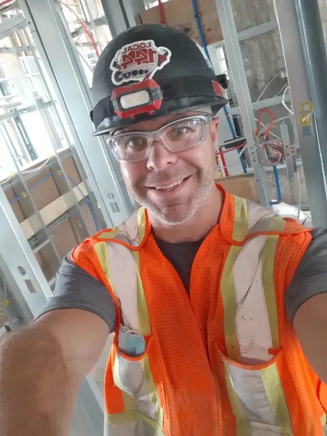 Plumber $50/hour, Estrie
