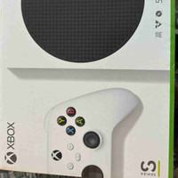 Xbox serie S   *like new*comme neuf*