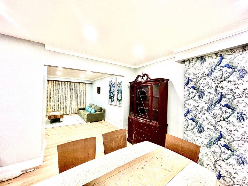 Super nice 3 bdr, 2 washrooms main floor house in Etobicoke 4