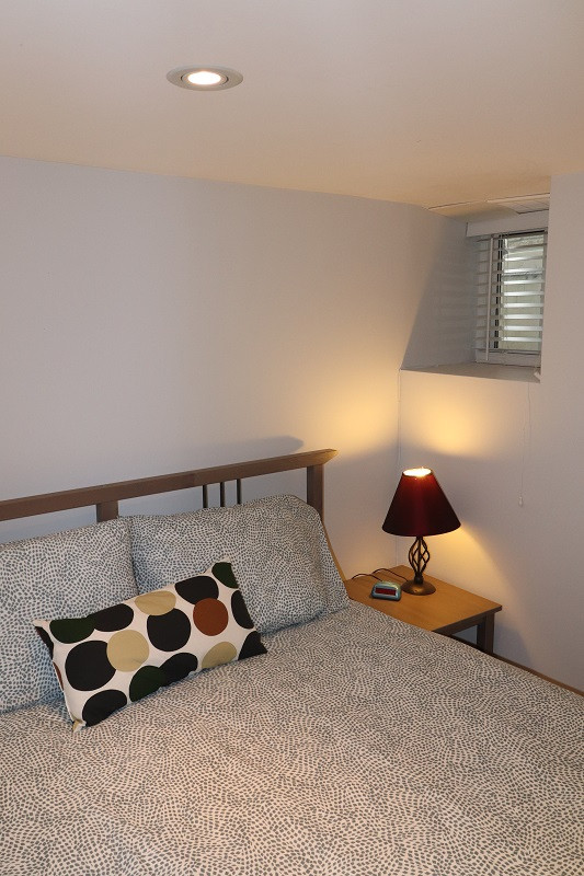 Furnished Basement Studio in Junction Triangle step to transit Long Term Rentals City of