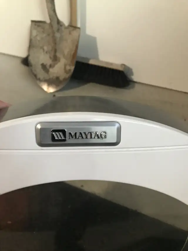 Maytag/Whirlpool front  dryer door in excellent condition. in Washers & Dryers in Markham / York Region - Image 5