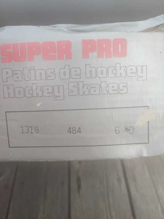 MEN ICE SKATE in Skates & Blades in Kitchener / Waterloo - Image 6