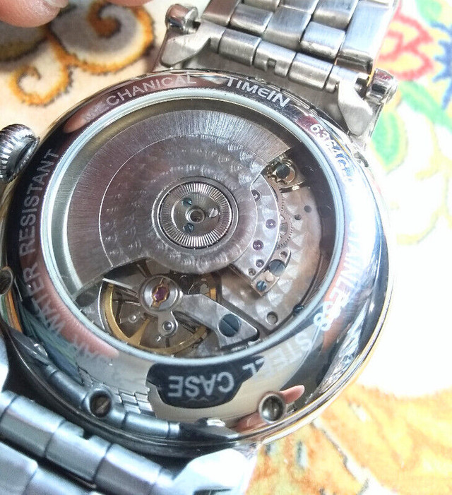 Men's Automatic watch 40mm dans Bijoux et montres  à Laval/Rive Nord - Image 4