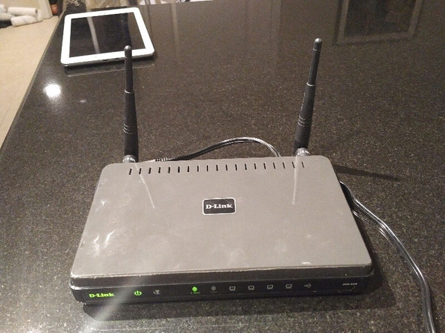 D-Link DIR628 Wireless Router/ dap 1530 wireless extender in Networking in City of Toronto - Image 3