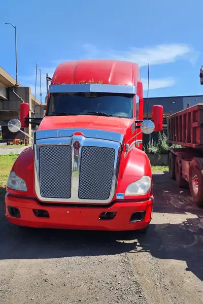 500 Paccard Engine Fuller 13 Speed Heavy Spec 2 Line Wet Kit New PTO Kit New E.Z. Clutch All new Tir...