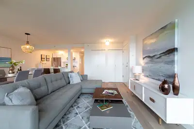 Room for Rent! AVAILABLE NOW – Move-In Ready!
