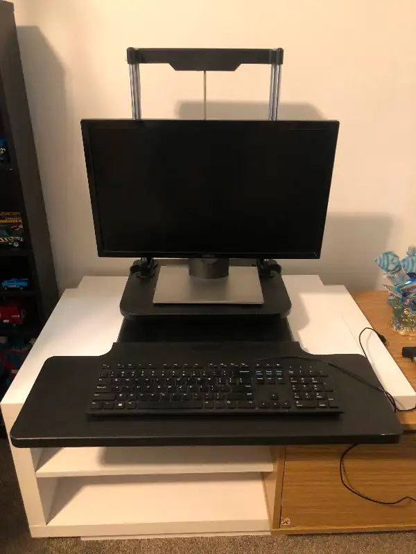 Computer desk, Sit/Stand in Desks in Stratford - Image 4