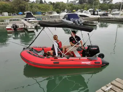 **INNOVOCEAN MA360 Inflatable Family Boat – Ideal for BC Waters!** ** Located in Oakville, Ontario –...