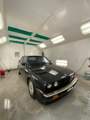 1987 BMW 3 Series Every upgrade. available