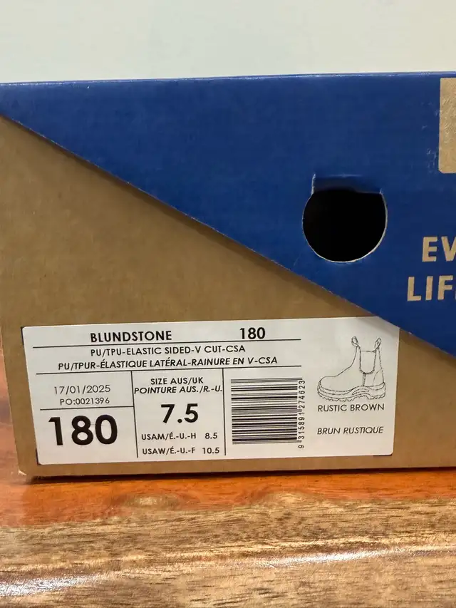 NEW! BLUNDSTONE SAFETY BOOT - 8.5 /10.5 in Men's Shoes in Mississauga / Peel Region - Image 4