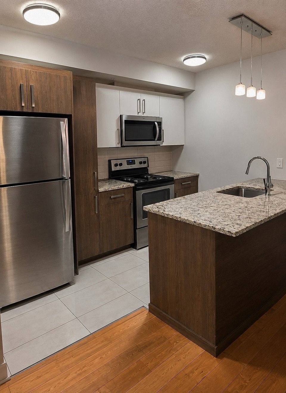 Renovated NDG Apartment for Lease Transfer  – Avail. Oct 3