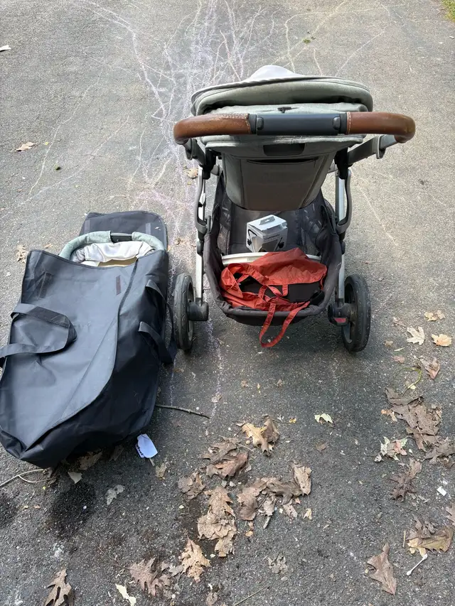 Uppa Baby - Vista Stroller in Strollers, Carriers & Car Seats in Ottawa - Image 4