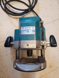 Makita Plunge Router 3600BR 1300W