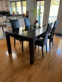 Chaise | Achetez ou vendez des meubles de salle à manger et cuisine dans  Lanaudière | Petites annonces de Kijiji