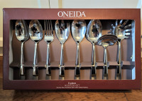 ONEIDA Chef's Table 8 Piece Stainless steel hostess set NIB