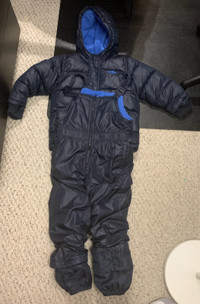 New 5T Old Navy Snow Suit
