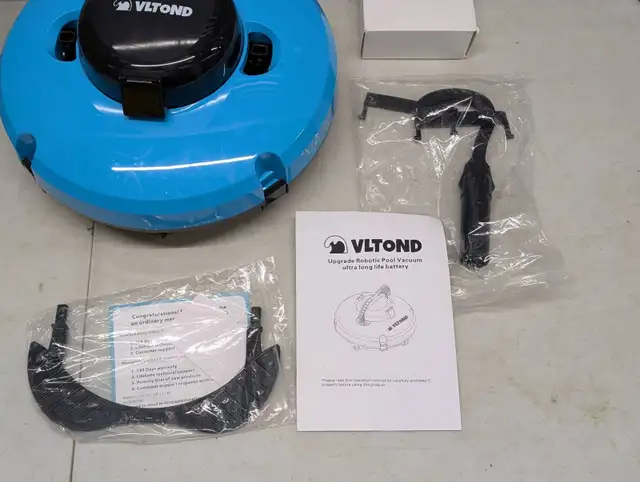 Vltond Cordless Robotic Pool Vacuum in Hot Tubs & Pools in City of Toronto - Image 3