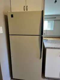 Admiral 30 inches fridge for Sale