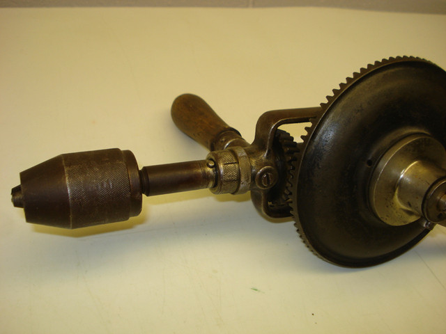 Antique Ratcheting Yankee No 1555 Breast Drill in Arts & Collectibles in Mississauga / Peel Region - Image 3