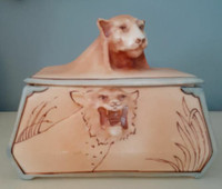 Vintage porcelain roaring lion lioness trinket dresser box