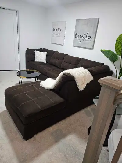 Sectional Comfort Modern Excellent Condition ***, View more