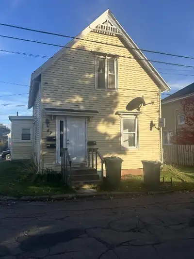 AVAILABLE April 1st, 2026 47 King Street (Unit C), Summerside, PEI, C1N 2S7 This one bedroom and one...
