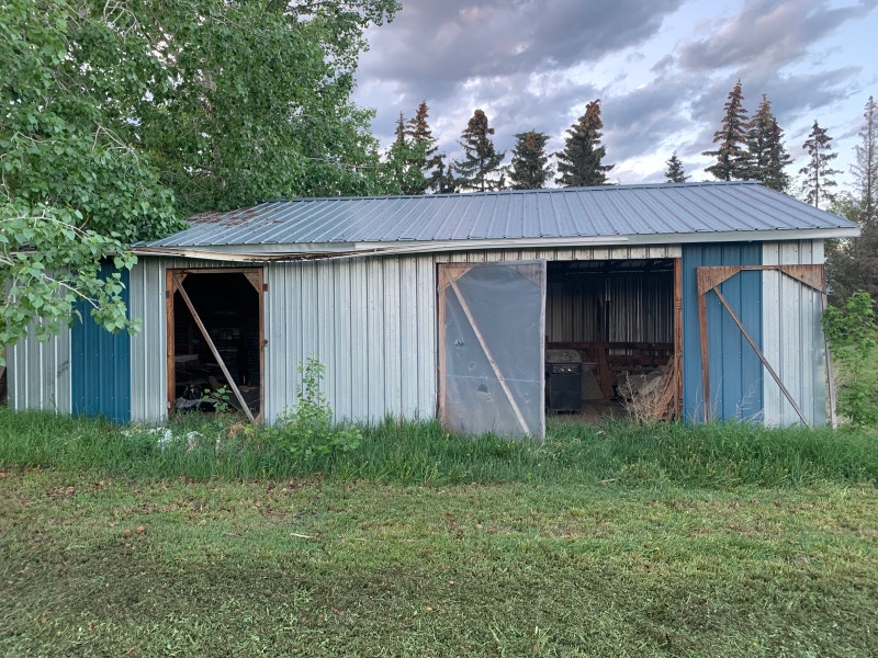 Free shed Free Stuff Red Deer Kijiji