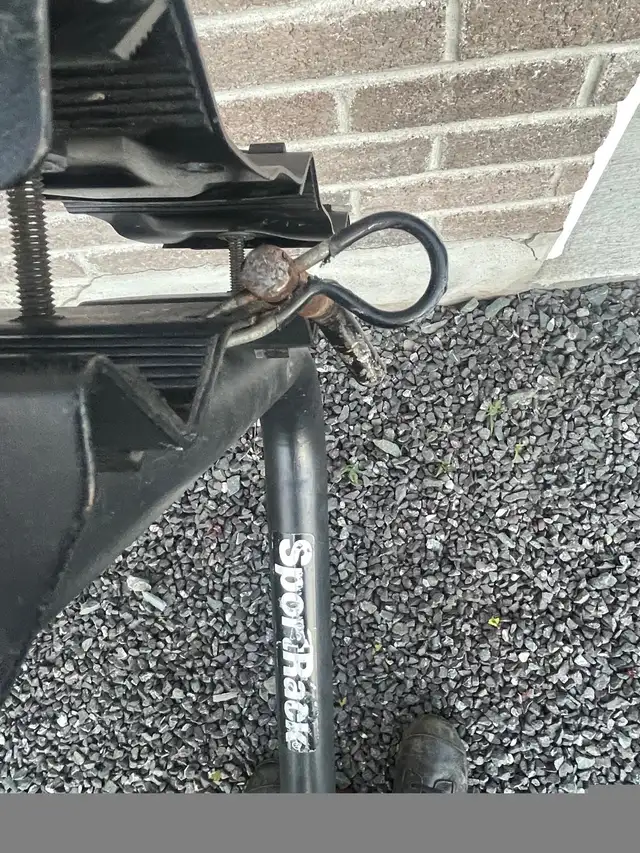 Rack à vélo  in Clothing, Shoes & Accessories in Lévis - Image 5