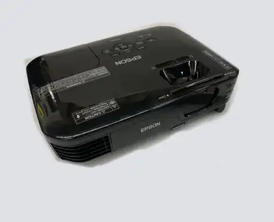 Epson EX-51 video projector with almost no usage, View more