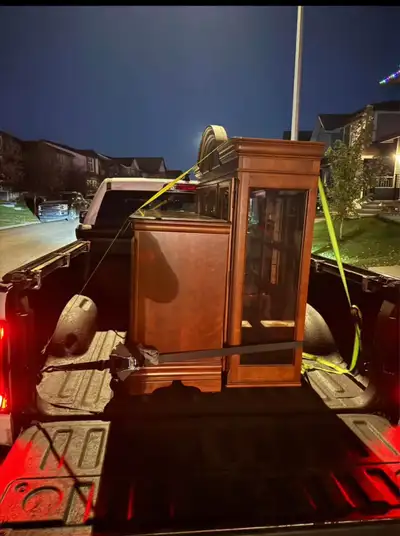 Delivery Services in Calgary and Surrounding Areas. We can help with small moves, Furniture pickup ,...