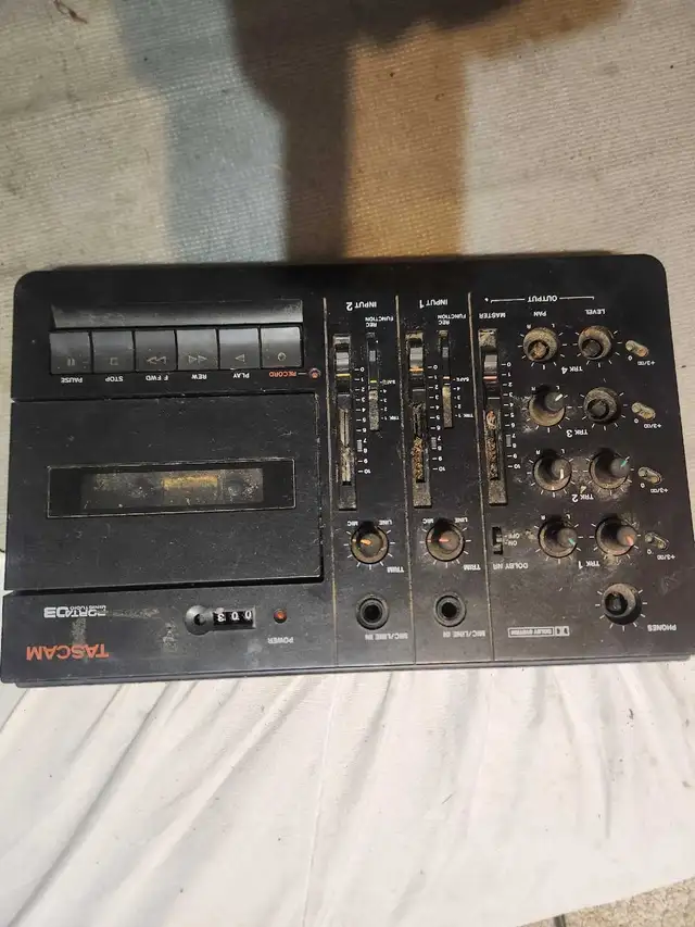 Tascam mini studio Porta 03 Cassette recorder