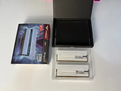 Teamgroup T-Force XTREEM DDR4-3600 C14 Samsung B-die, View more