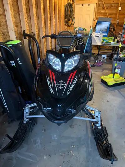 05 Arctic Cat M7 153” track All new hood and panels Boss seat MBRP can M8 secondary clutch Runs grea...