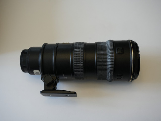 Nikon AF-S VR Nikkor 70-200mm 1:2.8G in Cameras & Camcorders in City of Toronto - Image 3