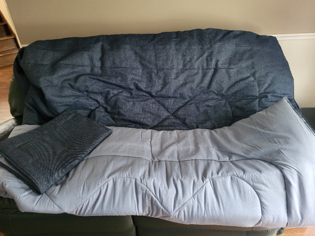 Douillette réversible lit simple  en jeans avec couvre-oreiller dans Literie  à Ville de Montréal