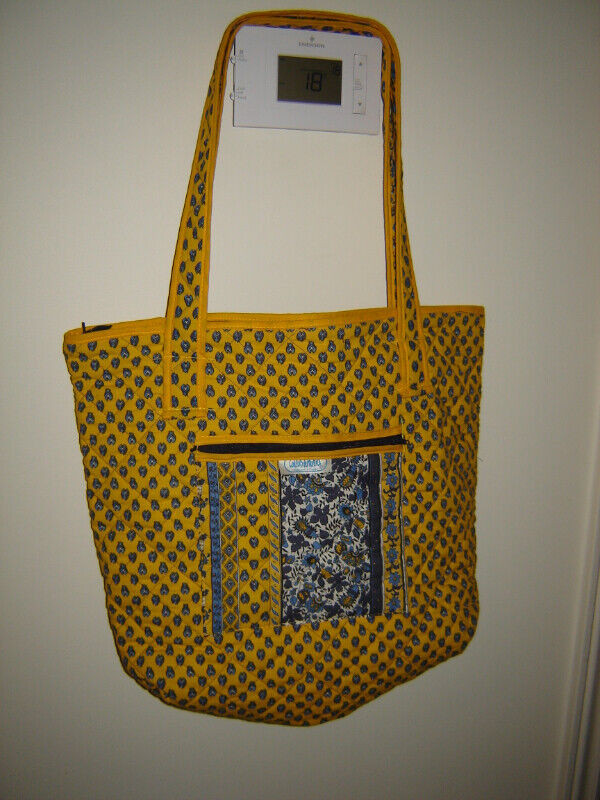 Tote Bag in Women's - Bags & Wallets in London - Image 2