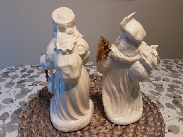 Two Crackle Glaze Santas with Gold Accents from Hallmark in Holiday, Event & Seasonal in Thunder Bay - Image 3