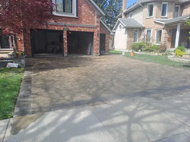 interlocking  brick repairs in Construction & Trades in London - Image 8