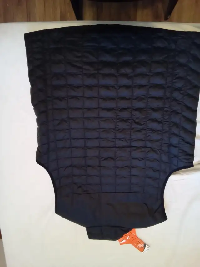 Fieldsheer Mobile Warming Vest BRAND NEW, Still Has Tags!!! in Men's in Kitchener / Waterloo - Image 3
