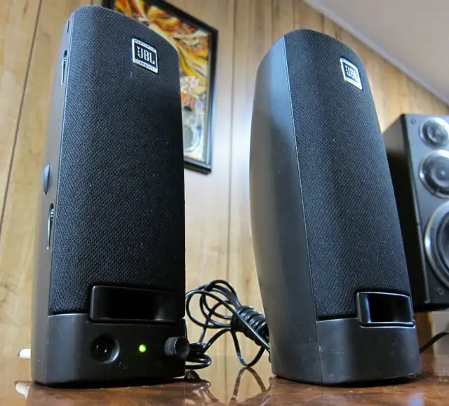 JBL PLATINUM SERIES ACTIVE COMPUTER SPEAKERS COMPAQ HP AMAZING! in Stereo Systems & Home Theatre in Ottawa - Image 4