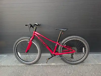 Trek Precaliber 24 Kid's Mountain Bike - Shocks or Rigid Fork, View more