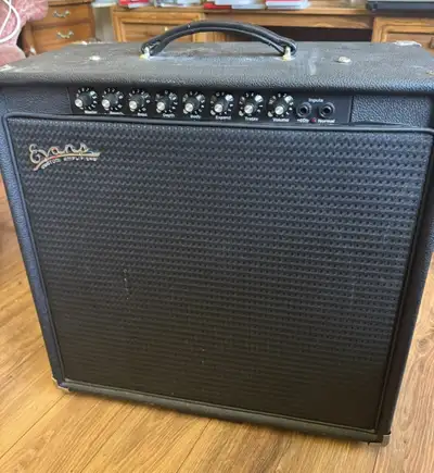 Evan’s Amplifier Duo with one Evan’s cover, View more